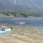 Jeff's - With A Mountain View Couette-café Bad Goisern