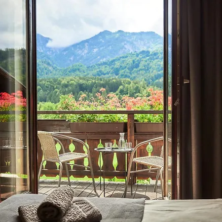 Jeff's - With A Mountain View Bed & Breakfast 3*
