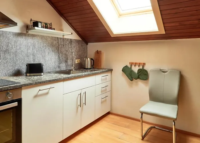 Bed & Breakfast Jeff's - With A Mountain View 3*