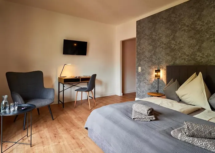 Jeff's - With A Mountain View 3*