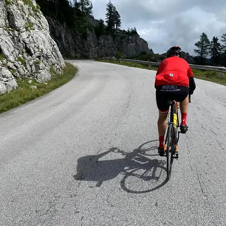 Couette-café Jeff's - With A Mountain View 3*