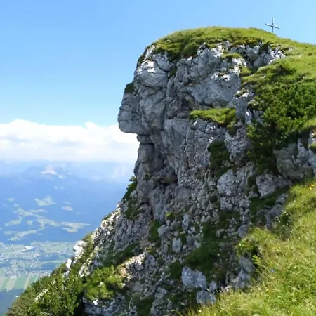 Jeff's - With A Mountain View Couette-café Bad Goisern
