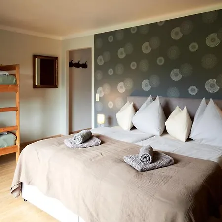 Jeff's - With A Mountain View 3*